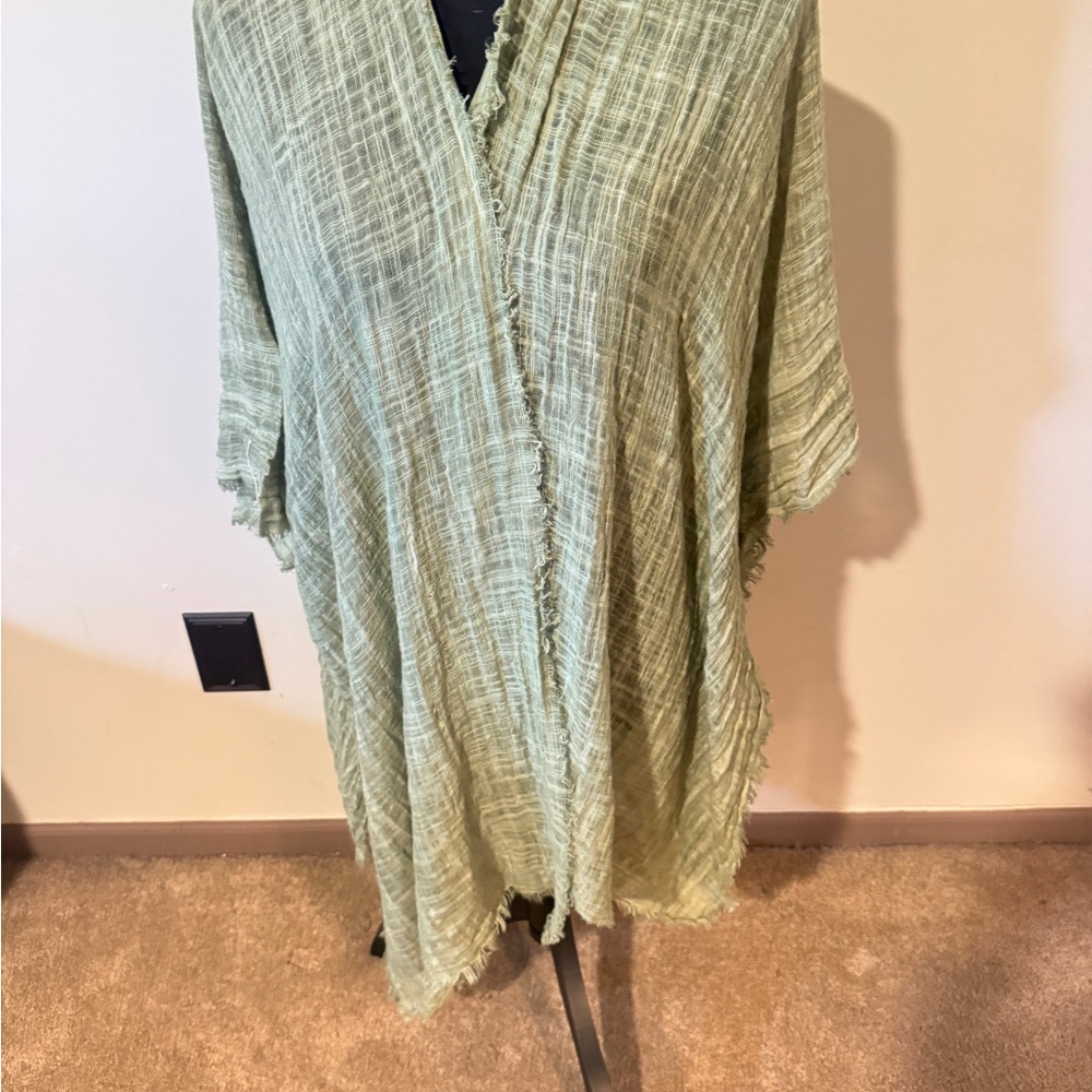 Vince Camuto Green Swim Cover-Up
